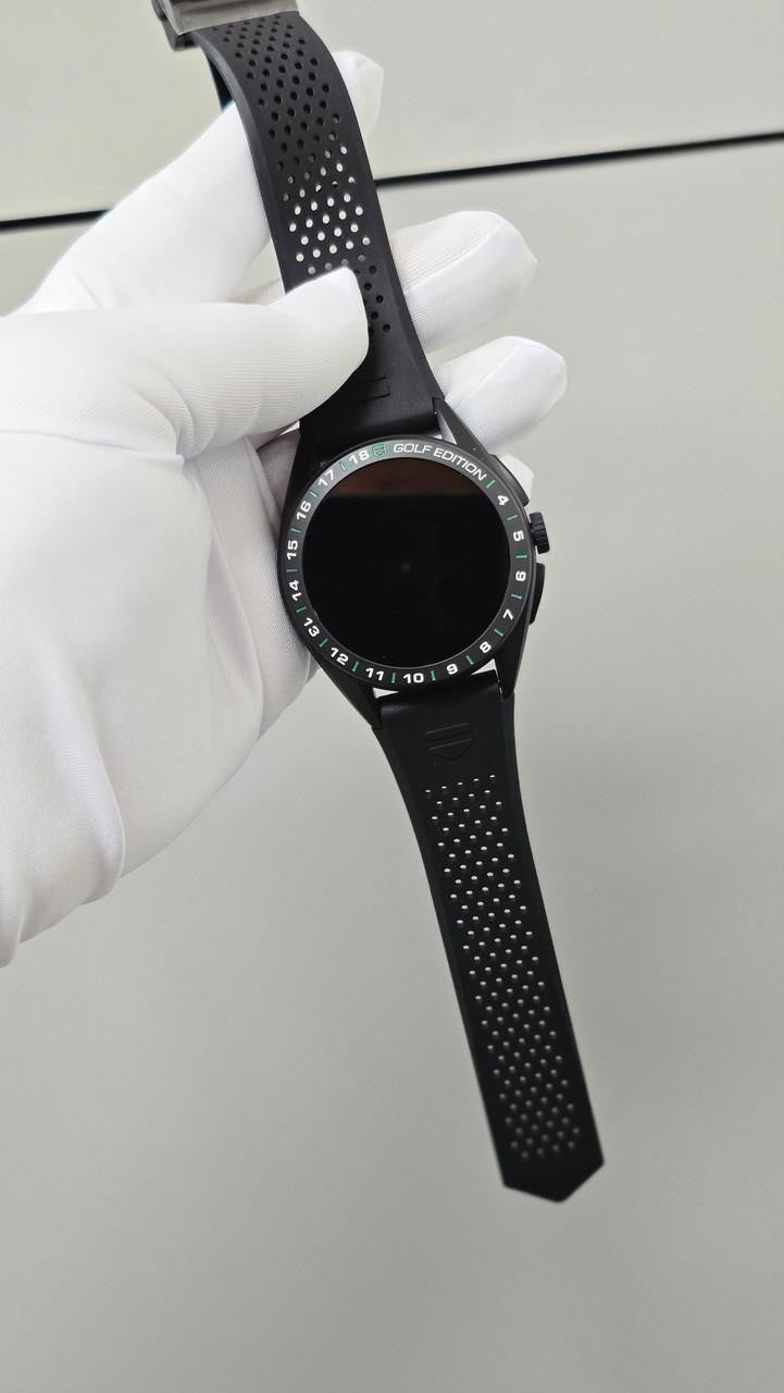 TAG Heuer Connected Calibre E4 Golf Edition 45 mm Titanium Smartwatch