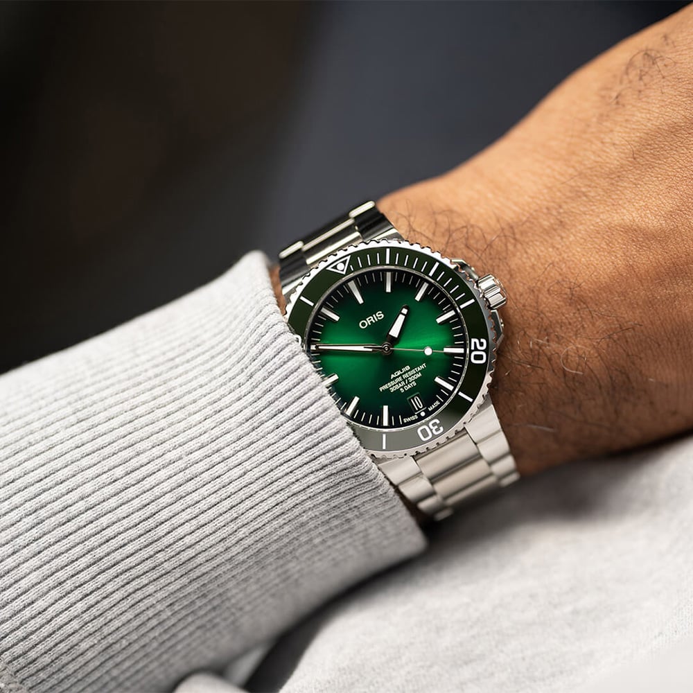 Oris Aquis Date Calibre 400 Green 43.5 mm